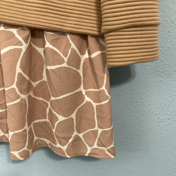 ASOS DESIGN Womens Size 8 Curve 2 in 1 Rib Sweater Dress Giraffe Print Hem Blush - Picture 5 of 12